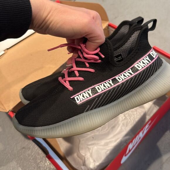 Slip on London stretchy knit sneakers - Picture 9 of 11